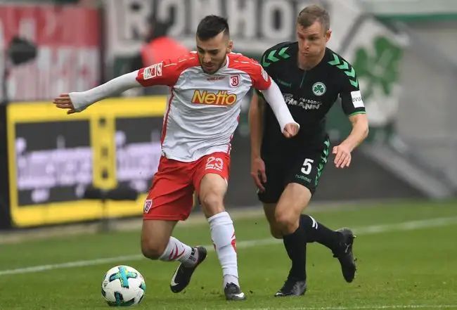 脚步频率和 脚步频率和